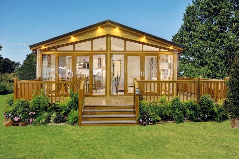 New Model Review: The All-New Kingfisher Lodge