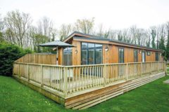 New Model Review: Otter Luxury Lodge